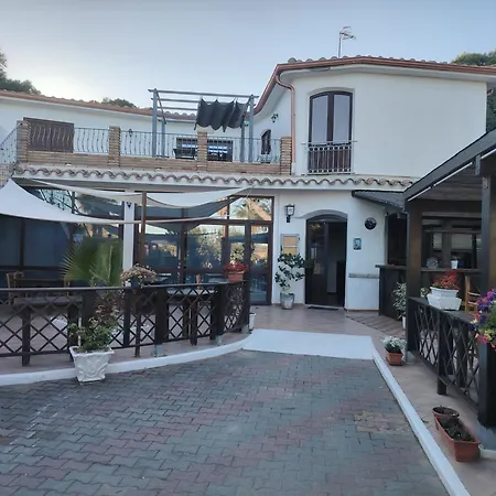 La Medusa Porto Pino