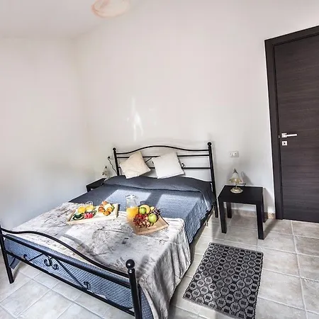 Gasthuis La Medusa Porto Pino